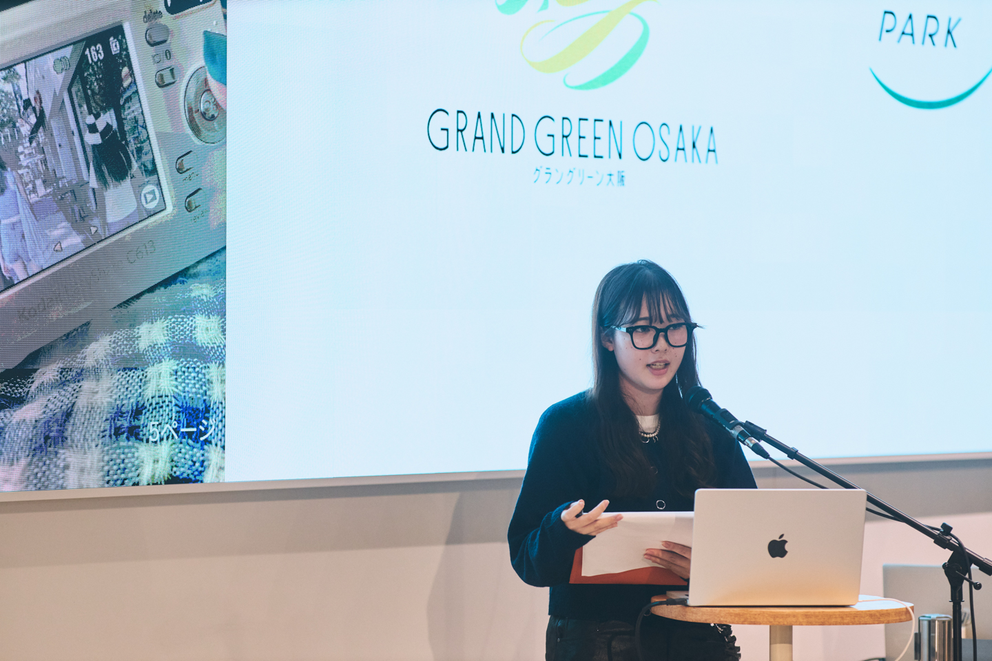 10月19日には取り組みを振り返る公開講評会を実施。各ショップの店長たちが登壇し、仲間たちとつくりあげたコンセプトや、そこに込めた思いを語った。