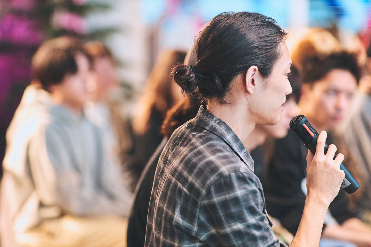 登壇者からの熱いエールに対し、学生も反応。「周囲の友人・知人と話していても、ファッション業界の環境課題に対して強い危機感を抱いている人はそう多くないと感じる。今回のイベントのように、若い人がもっと環境とカルチャーの関係性について考えたり、関心を持つきっかけになったりするような場を増やしていけたら」と、未来への希望を述べた。